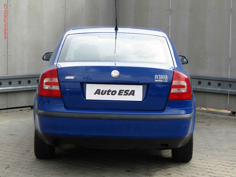 Škoda Octavia (2007) 1.6MPi, ČR, AC, STK1/28 - fotka 5 z 15