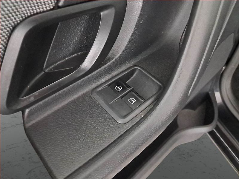 Škoda Fabia (2012) 1.2 12V, po STK, jezdí výborně - fotka 15 z 15