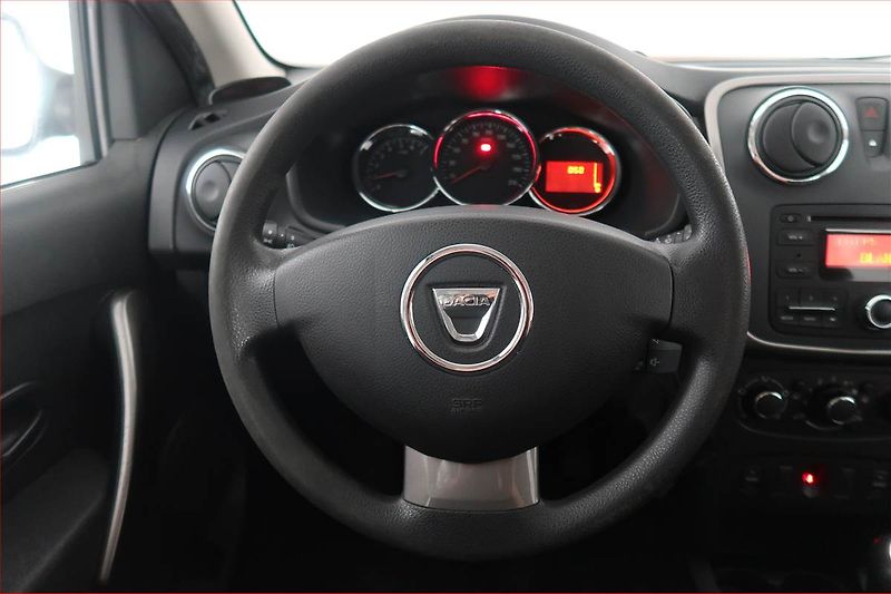 Dacia Logan (2014) 1.2 16V, po STK, Tažné - fotka 14 z 14