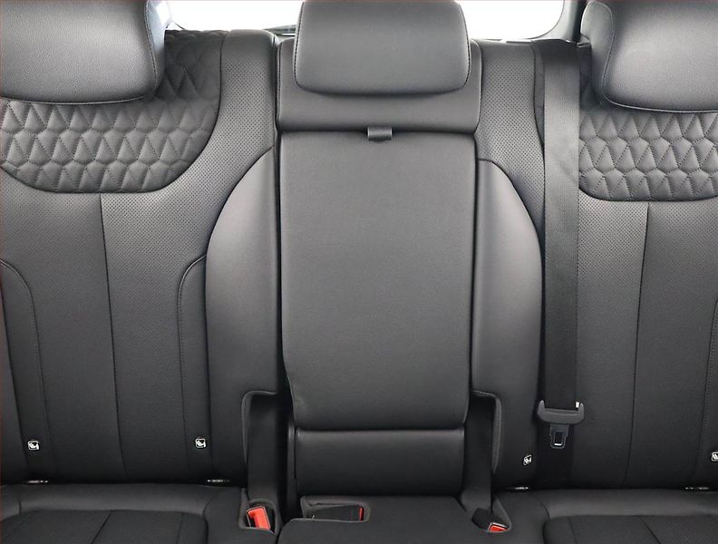Hyundai Santa Fe (2019) 2.2 CRDi - fotka 10 z 23