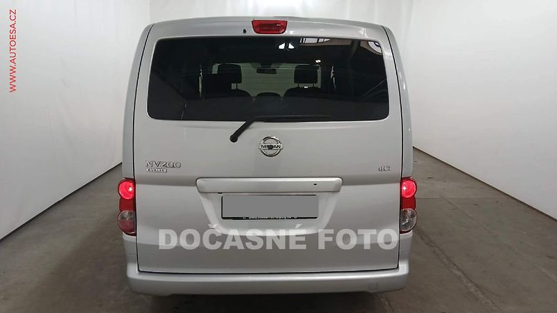 Nissan NV200 (2016) 1.5dCi EVALIA, Navi, kamera - fotka 8 z 16