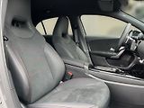 Mercedes-Benz Třídy A A-Třída 200 d AMG Night - náhled 16
