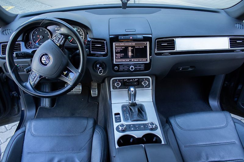 Volkswagen Touareg - fotka 20 z 25