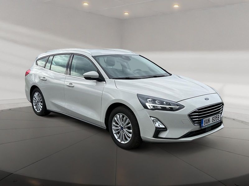Ford Focus (2021) TITANIUM 1.5EBL 88kW CZ DPH - fotka 3 z 11