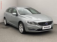 Volvo V60 (2013) 2.4 D6 AWD, AT, kůže, xenon - fotografie inzerátu
