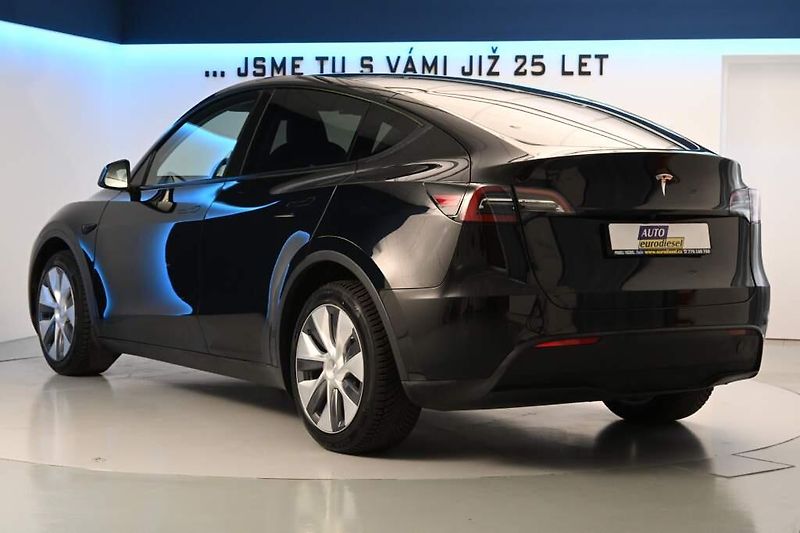 Tesla Model Y (2022) Long Range Dual Motor AWD 94% - fotka 7 z 44