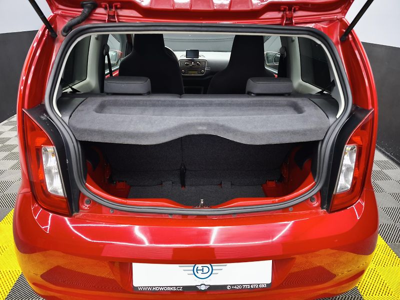 Škoda Citigo (2014) 55kw, výhřev sed., navi, klima - fotka 14 z 23