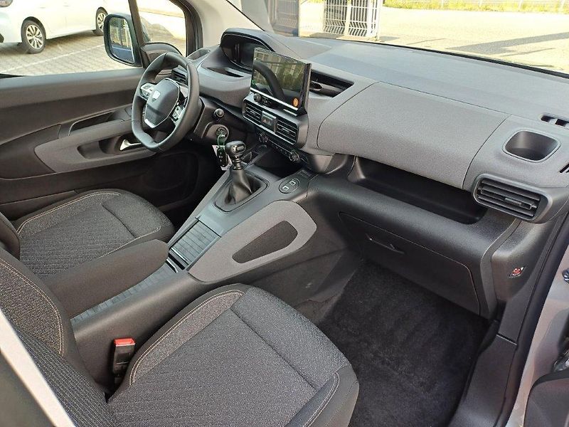 Peugeot Rifter (2026) Long Allure 1.5 HDI 130k - fotka 8 z 35