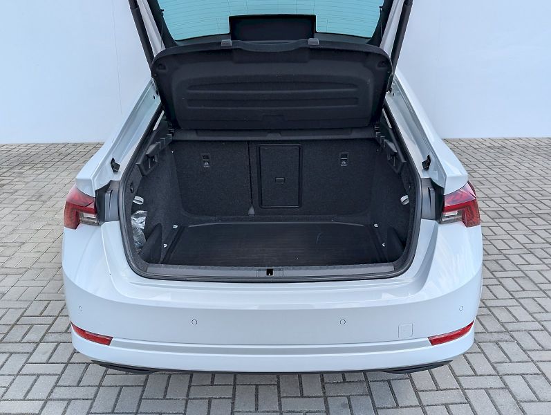 Škoda Octavia (2023) 2,0 TDI / 110 kW DSG Style - fotka 11 z 30
