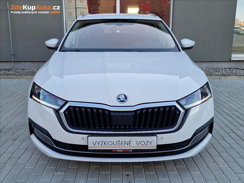 Škoda Octavia 2.0 TDI Style Combi,ČR,1.Maj. - fotka 4 z 49