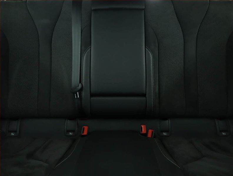 Škoda Enyaq (2021) Sportline 60 (62 kWh), SoH 90% - fotka 10 z 19