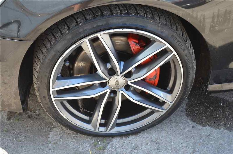 Audi A6 (2014) AVANT 3,0 TDI - fotka 9 z 30