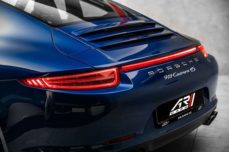 Porsche 911 Carrera 4s PASM Bi-Xenon - fotka 8 z 19