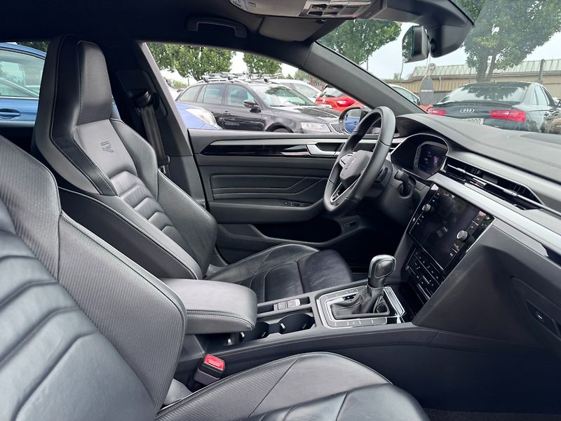 Volkswagen Arteon (2021) R LINE 2,0 TDI 147 KW DSG 4X4 - fotka 42 z 47