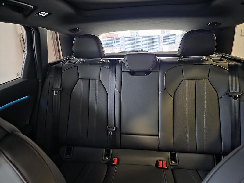 Audi SQ6 e-tron (2025) Edition One Blue - fotka 31 z 33