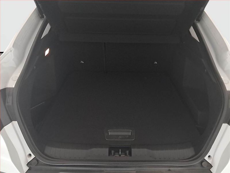 Renault Arkana (2021) 1.3 TCe, Automat, Kůže, Navi - fotka 12 z 17