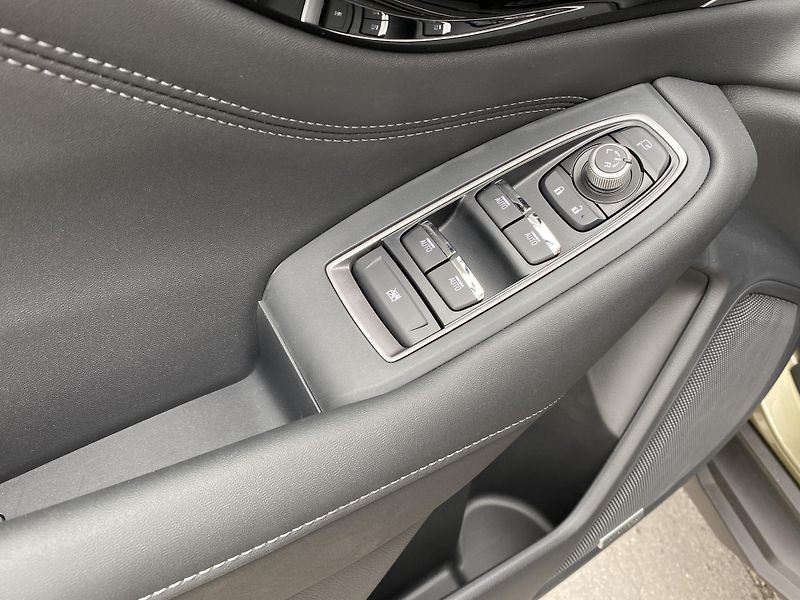 Subaru Outback (2025) 2.5i-Touring EyeSight -2025,5 - fotka 11 z 21