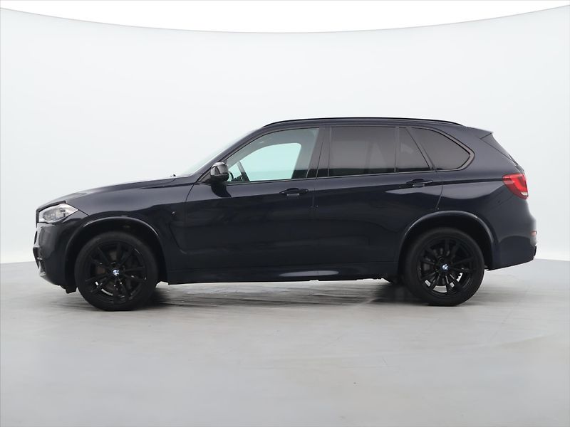 BMW X5 3.0 280kW M50da xD CZ DPH - fotka 4 z 38