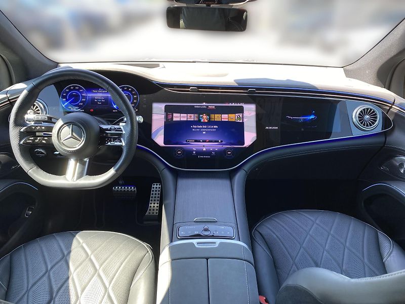 Mercedes-Benz EQS 580 4MATIC SUV AMG - fotka 9 z 27