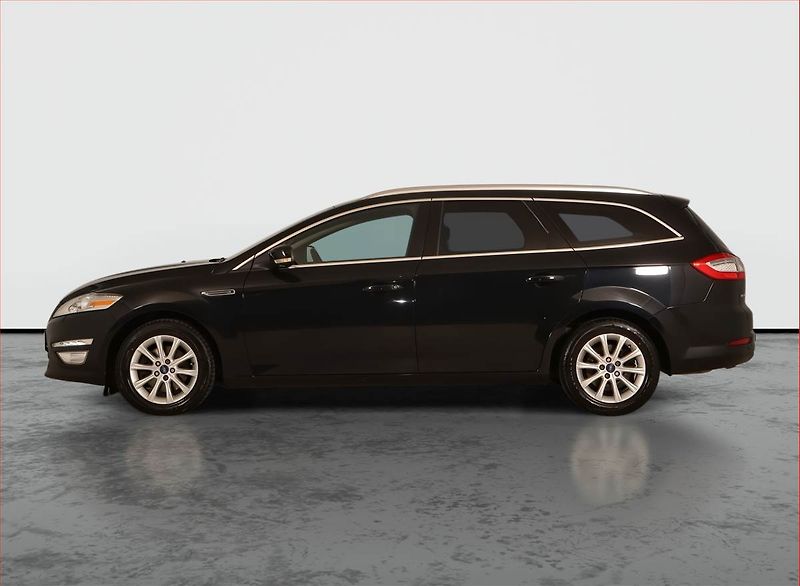 Ford Mondeo (2014) Titanium 2.0 TDCi, Automat - fotka 3 z 25