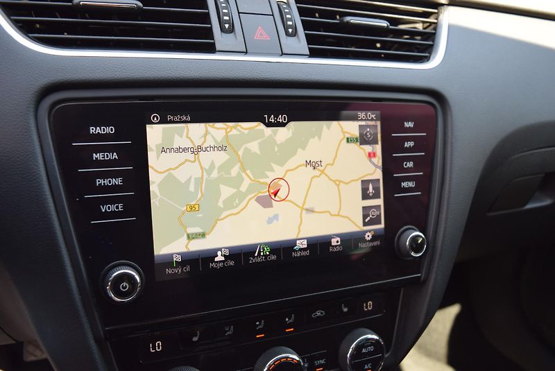 Škoda Octavia (2017) 1.4TSI 110kw AMBITION TAŽ NAVI - fotka 25 z 50