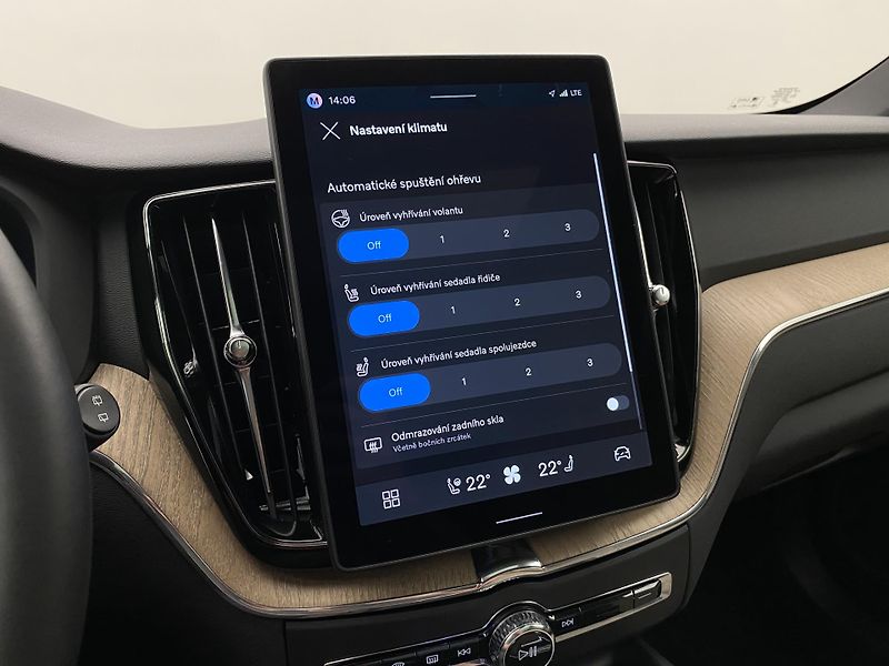 Volvo XC60 T6 AWD RECHARGE BRIGHT PLUS CZ - fotka 44 z 60