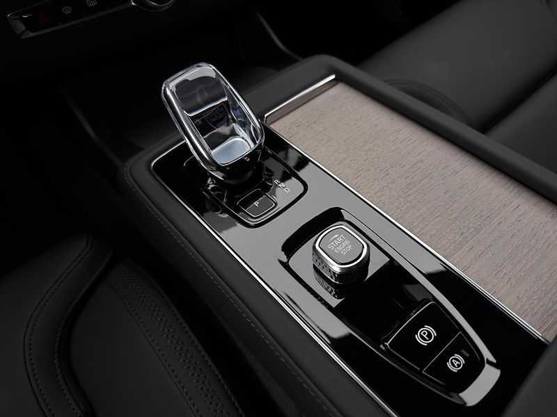 Volvo XC90 (2026) T8 AWD Plug-in BRIGHT PLUS 7m - fotka 18 z 27