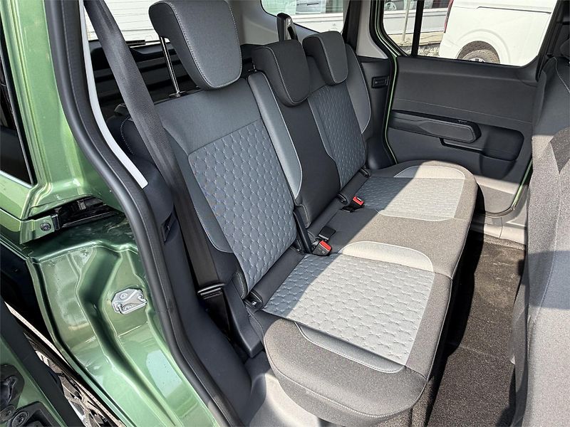 Ford Tourneo Courier (2026) Titanium, Tourneo, 43 kWh Elek - fotka 10 z 20