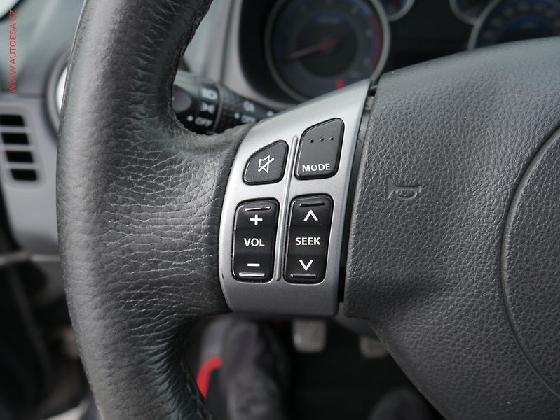 Fiat Sedici (2011) 2.0JTD 4x4, výhřev sed - fotka 12 z 17