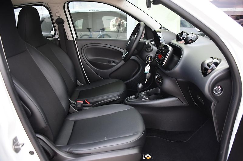 Smart Forfour EQ ESSENTIAL 5d - fotka 17 z 30
