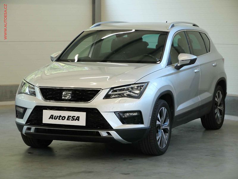 Seat Ateca (2018) 2.0TSi 4x4, ČR, DSG, navi - fotka 3 z 26