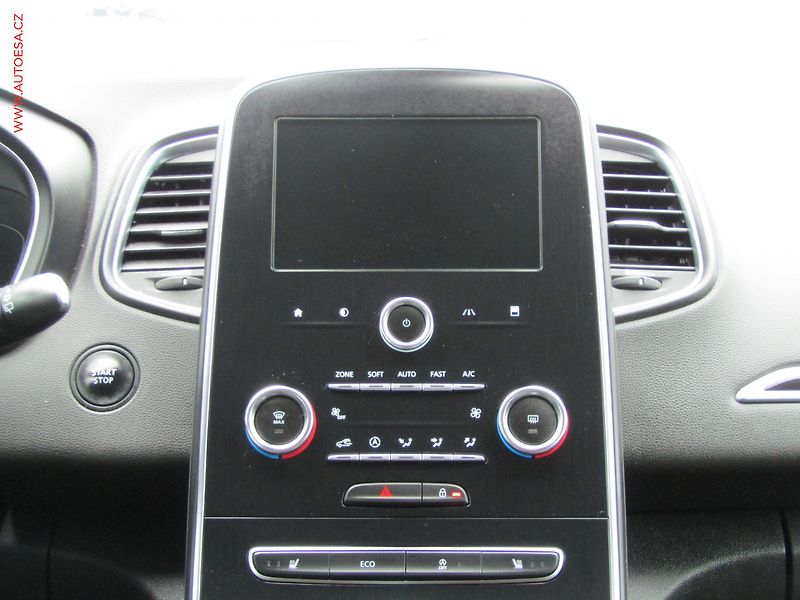 Renault Scénic (2016) 1.2 TCe, Navigace - fotka 9 z 17