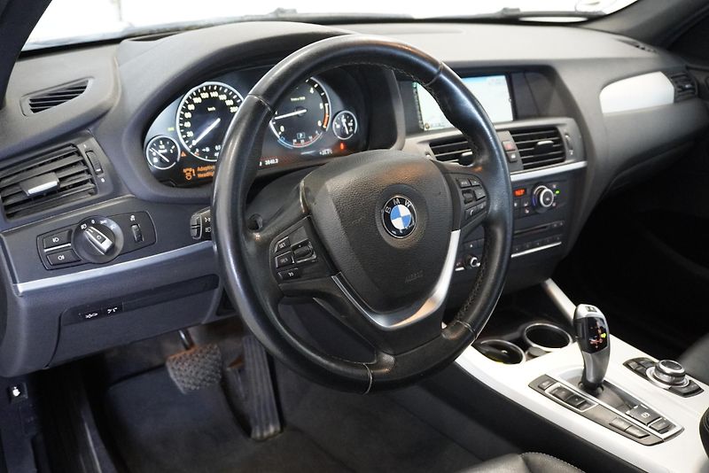 BMW X3 3,0 XDRIVE30D AUTOMAT - fotka 13 z 29