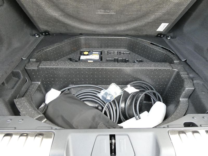 Land Rover Range Rover Sport (2026) Dynamic SE P460e - fotka 33 z 39