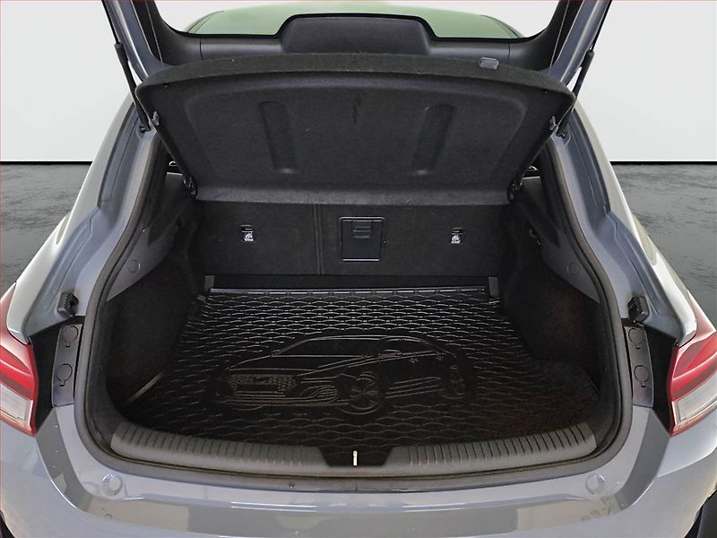 Hyundai i30 (2021) N-Line 1.6 CRDi MHEV - fotka 13 z 17