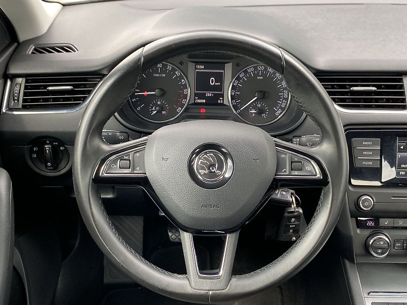 Škoda Octavia (2016) 2.0 TDI Elegance - fotka 6 z 31