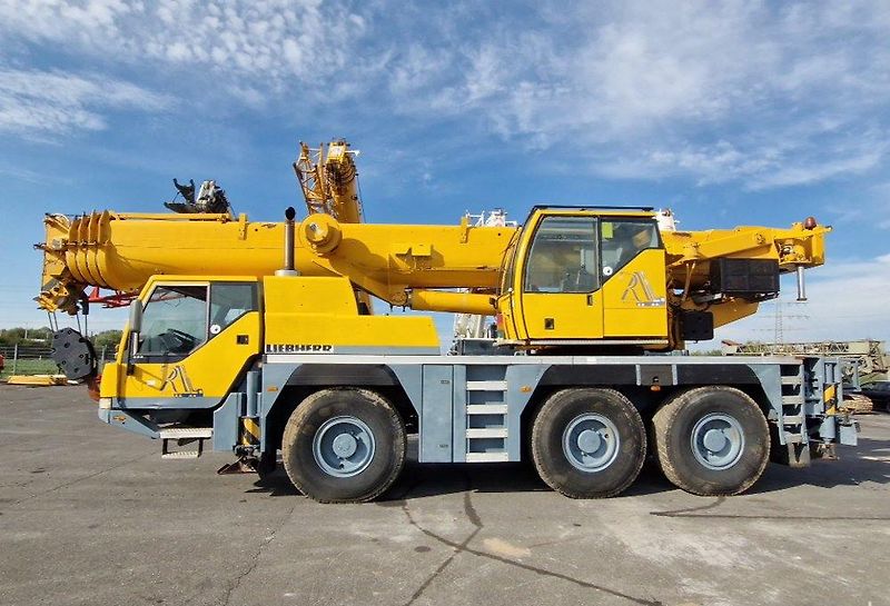 Liebherr (2002) LTM1055/1 mobile crane - fotka 2 z 22