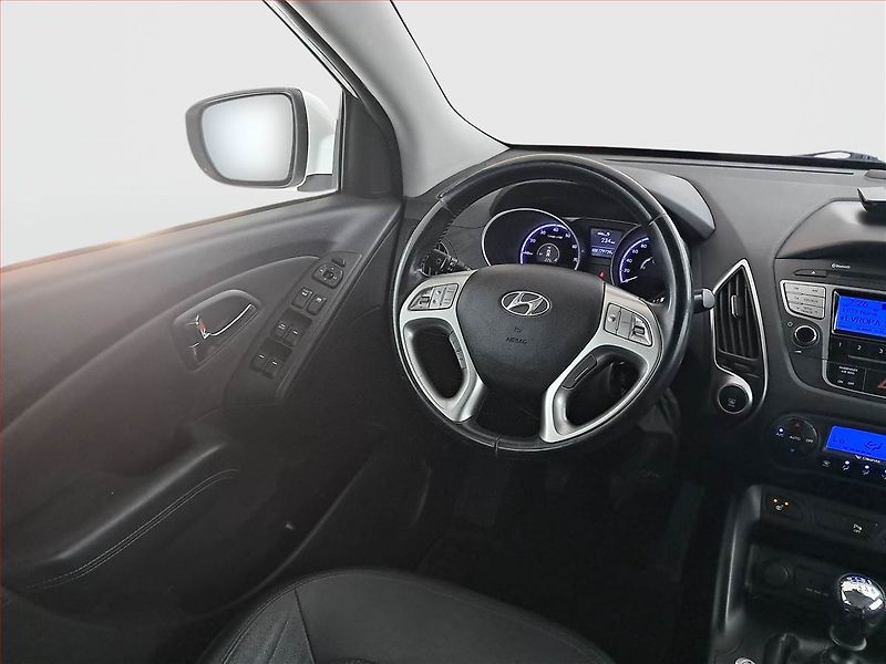 Hyundai ix35 (2012) 1.6 GDI, Tempomat - fotka 7 z 17