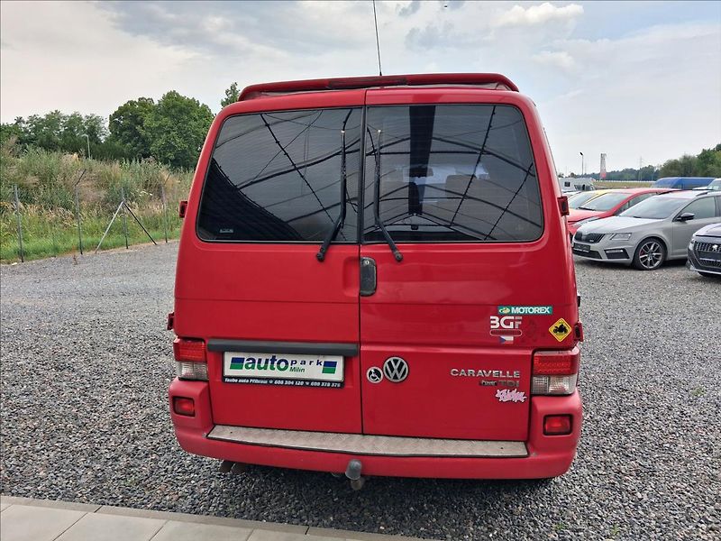Volkswagen Caravelle 2,5 8míst, TZ, webasto,kamera - fotka 6 z 19