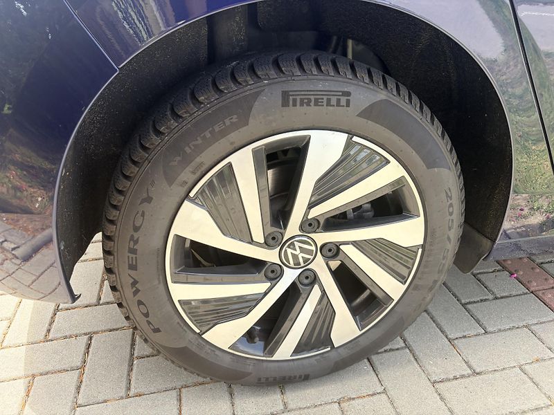 Volkswagen Golf 1.4TSI HYBRID VIRTUAL LED - fotka 7 z 50