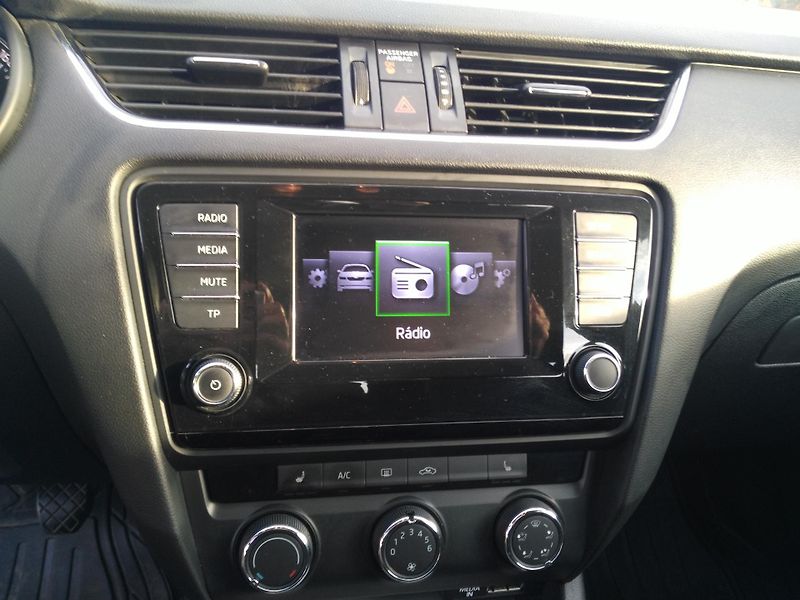 Škoda Octavia 1,2 TSI  /77 kW/ - fotka 16 z 28