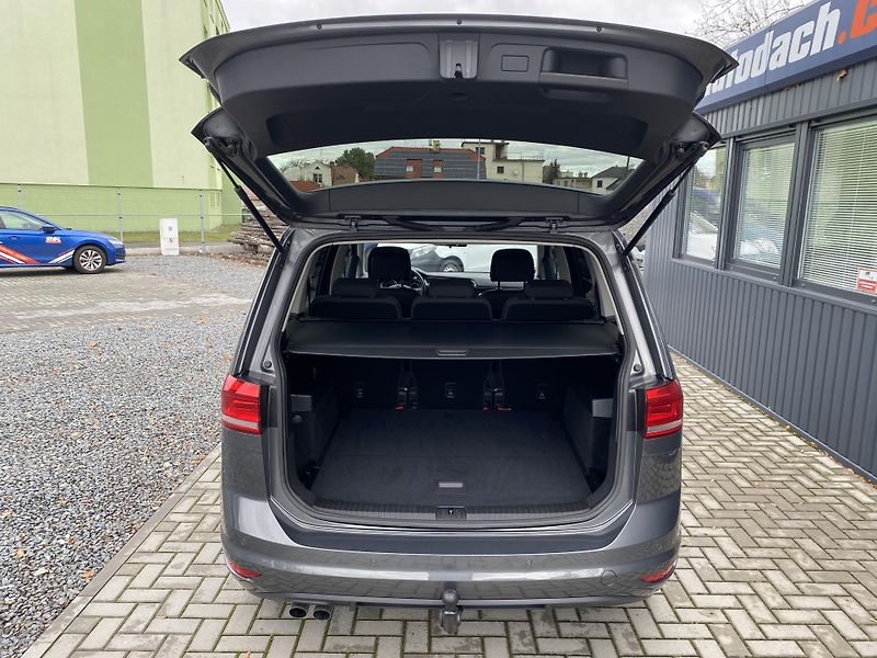 Volkswagen Touran 1.4 TSI 110kW - SOUND - NAVI - fotka 32 z 45