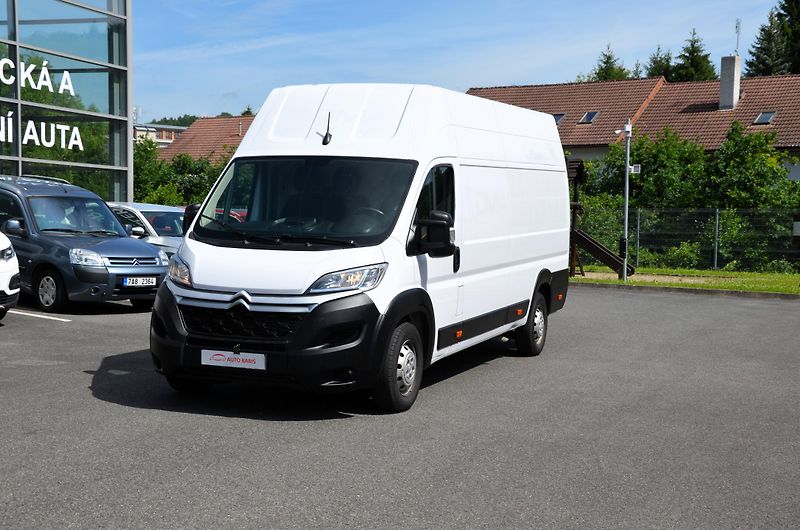 Citroën Jumper (2023) 4-35 L4H3 2.2HDi 165k TOP - fotka 1 z 13
