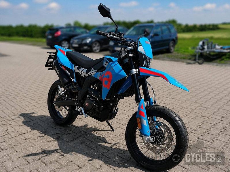 Aprilia SX 125 (2026) SX 125i ABS - fotka 21 z 27