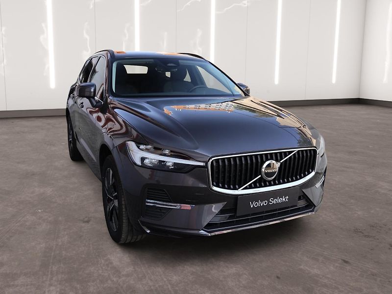Volvo XC60 (2025) Core, B5 AWD, rezervace - fotka 5 z 21