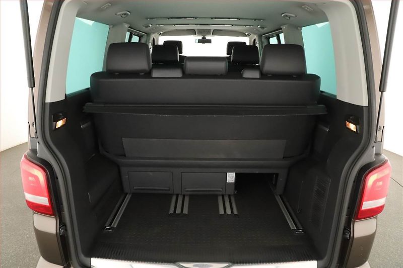 Volkswagen Multivan (2013) Highline 2.0 TSI 4Motion, ČR - fotka 14 z 15