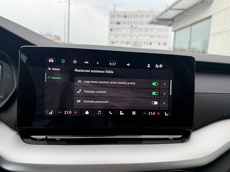 Škoda Octavia Selection 1.5 TSI 85 kW Combi - fotka 14 z 26