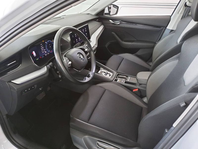Škoda Octavia (2023) Combi 2.0 TDI (110kW/150k) DSG - fotka 6 z 30