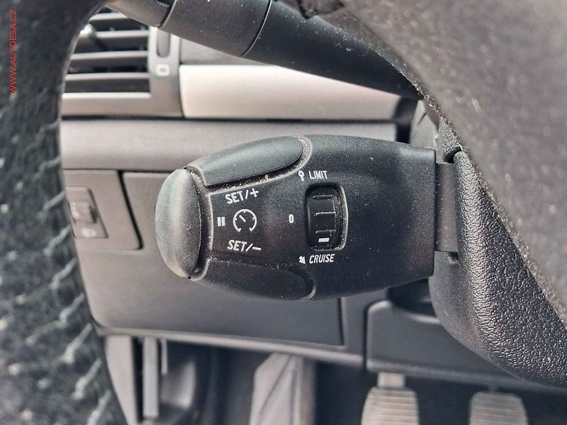 Peugeot 407 (2009) 2.0 HDI, AC, panor. - fotka 13 z 20
