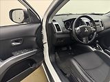 Mitsubishi Outlander 2,2 4WD AUTOMAT VÝHŘEV KAMERA - náhled 25